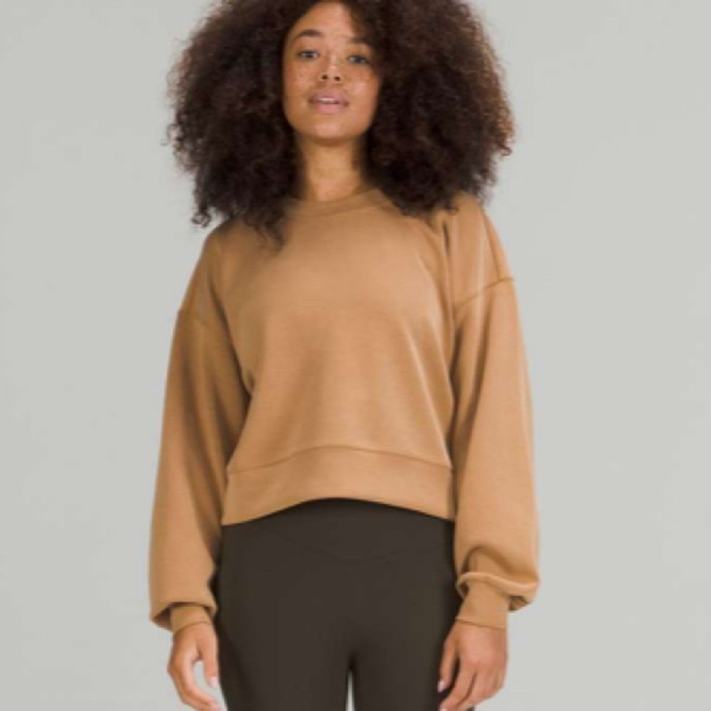 Lululemon Athletica Tan crop Crew Neck softstreme Sweater